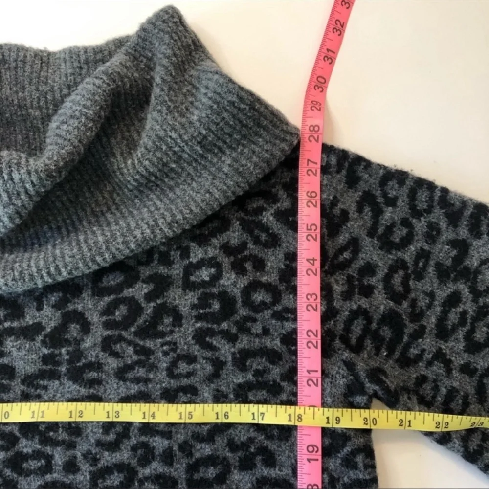Anthropologie Emmy Cowl Neck Leopard Print Tunic Sweater NWT Size Small Petite - Picture 4 of 8